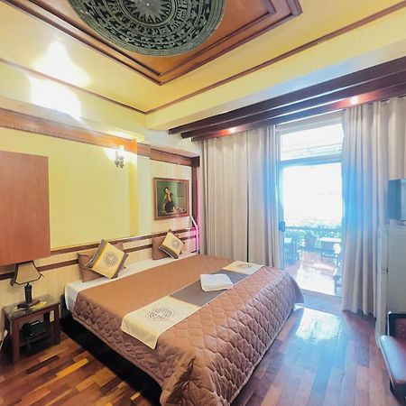 Bi Saigon Hotel Хошимін Екстер'єр фото